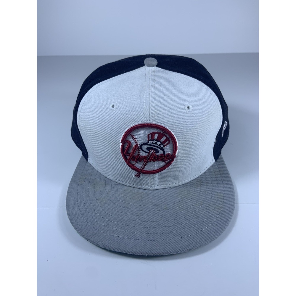 New Era Cooperstown New York Yankees 59Fifty Hat (7 3/4)